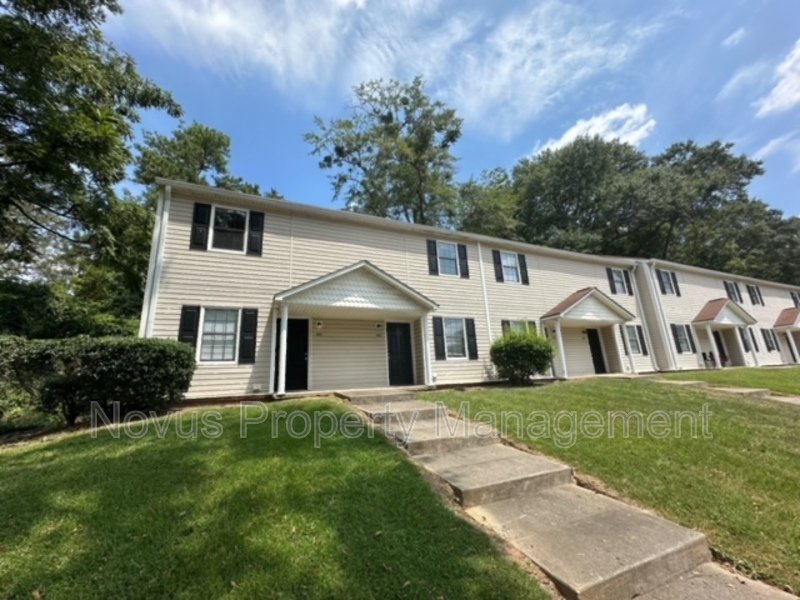 2 Bedroom Rental – 753 South Street, Carrollton, GA, 30117
